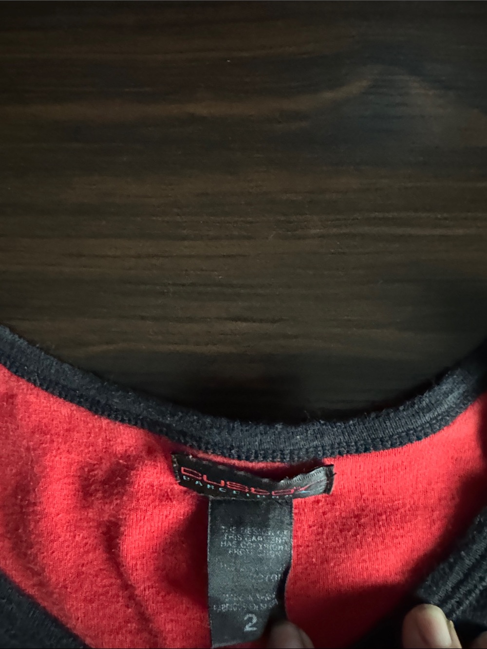 Custo Barcelona Black & Red Long-Sleeve V-Neck Graphic Top - Picture 4 of 5